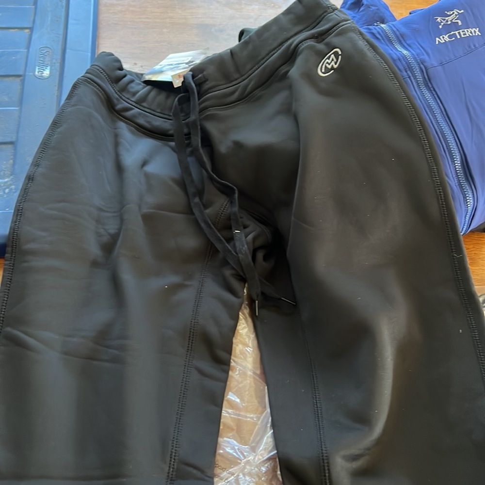 Cloudveil NWT run don’t walk black fleece lined pants